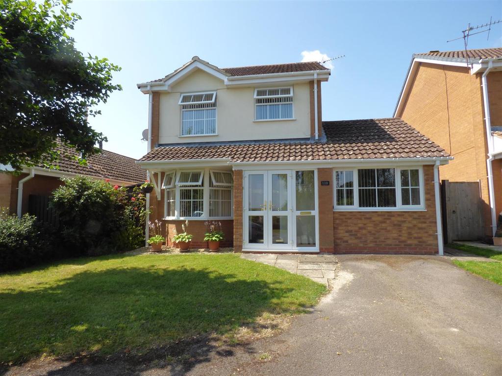 Hanson Avenue, ShipstonOnStour 3 bed detached house £340,000