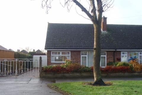 2 bedroom bungalow to rent - Mackinley Avenue, Stapleford, NG9 8HU