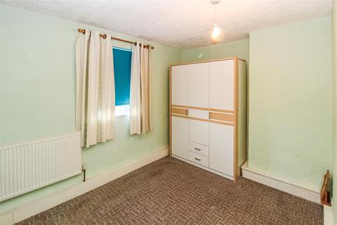 3 bedroom semi-detached house for sale - Dewsbury Road, Tingley