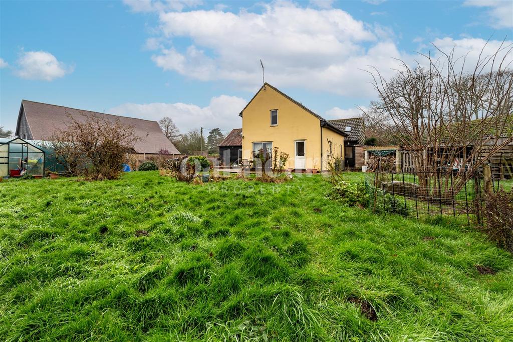 Church Road, Twinstead 3 bed detached house £625,000