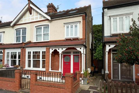 Flat 1, 20 Stanton Road, London, SW20 8RJ