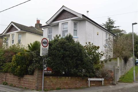 3 bedroom detached house for sale - Kirkway, Broadstone, Dorset
