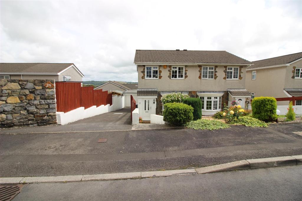 Maple Drive, Brackla, Bridgend 3 bed semidetached house £199,950