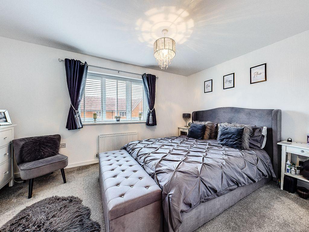 Bedroom 1 (Double)