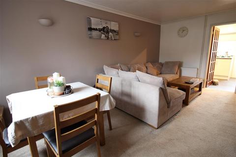 3, Long Island Devon Road, Bordon, GU35 0BB