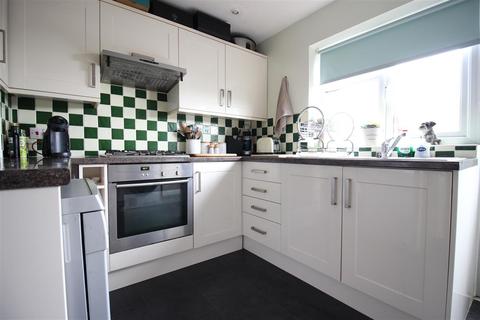 3, Long Island Devon Road, Bordon, GU35 0BB