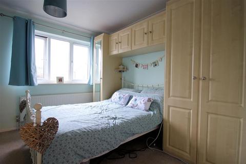 3, Long Island Devon Road, Bordon, GU35 0BB