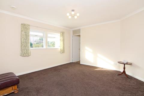 3 Lowfield Road, London, W3 0AY