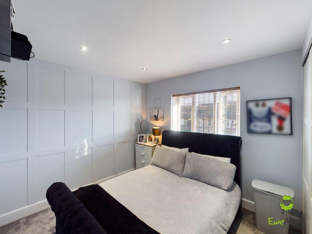 Bedroom 2 (Double)