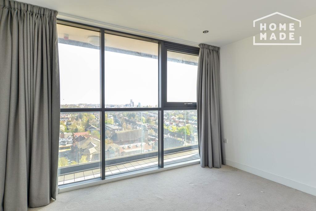 The Assembly, Wembley, HA0 3 bed flat £1,935 pcm (£447 pw)