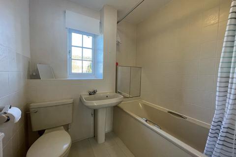 5 Grace Close, Ilford, IG6 3DW