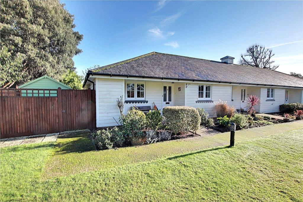 Preston Paddock, Rustington... 2 bed bungalow £485,000