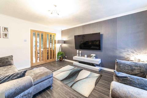 29 Hayle Road, Oldham, OL1 4NR