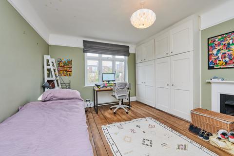 32 Treen Avenue, London, SW13 0JT
