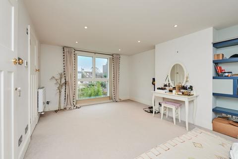 32 Treen Avenue, London, SW13 0JT