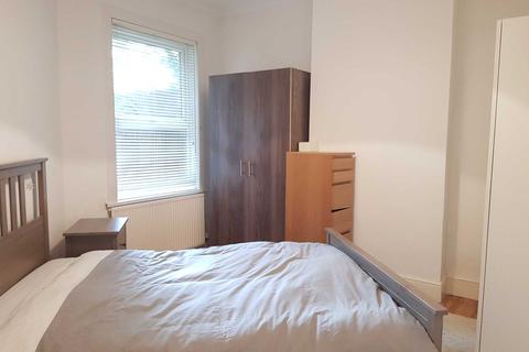 2 bedroom apartment for sale - Brunswick Road, Leyton