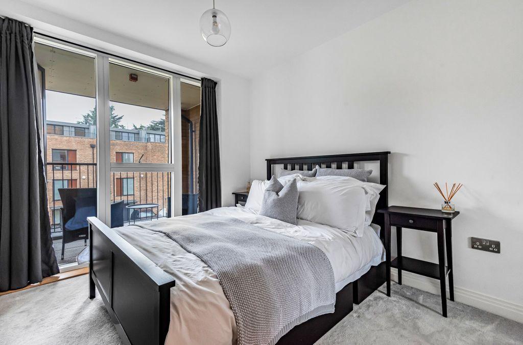 Bedroom 1 (Double)