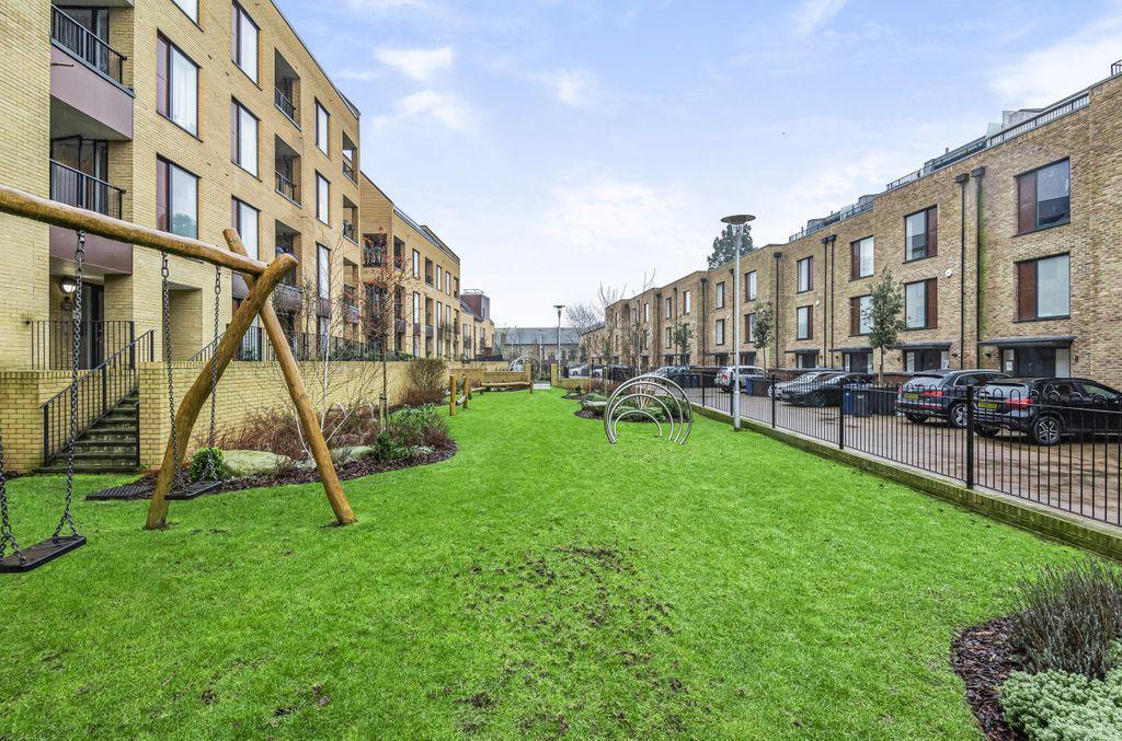 Communal Grounds