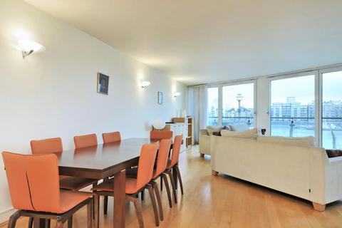 2 bedroom flat to rent - Cinnabar Wharf Central, Wapping High Street, Wapping, London, E1W