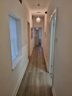 2 bedroom apartment to rent, Bradewell Street, Walton, L4