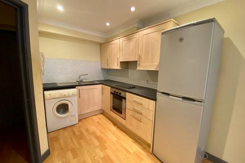 1 bedroom flat to rent, Milton Road, Town Centre, Swindon, SN1