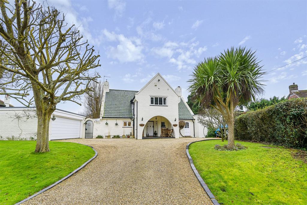 Elms Lane, West Wittering, PO20 4 bed detached house £1,500,000