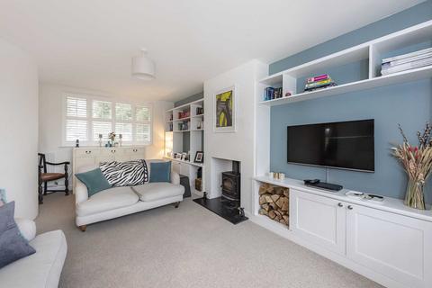 4 bedroom semi-detached house to rent, Chiltern Cottages, Buckland Common