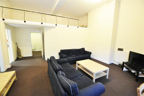 3 bedroom apartment to rent, Osborne Terrace, Newcastle Upon Tyne