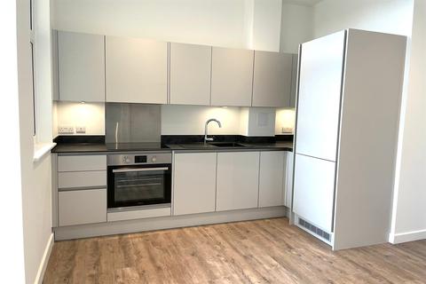 2 bedroom apartment to rent - 2 bedroom Apartment 2nd Floor in Staines-Upon-Thames