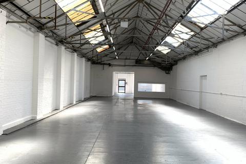 Industrial unit to rent, Chichester, PO19