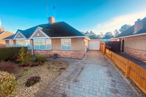 14 Beechwood Drive, Northampton, NN3 3DW