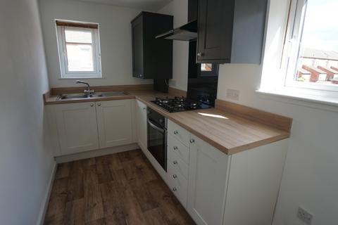 2 bedroom flat to rent, Lansdowne Road, Forest Hall, Newcastle upon Tyne, NE12