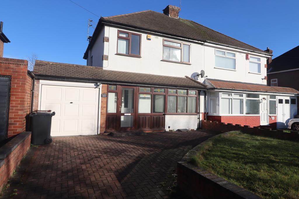 Mill Lane, Wednesfield 3 bed semidetached house £895 pcm (£207 pw)