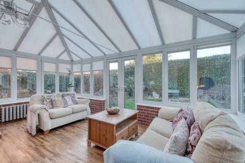6 Beckett Drive, Worcester, WR3 7BZ