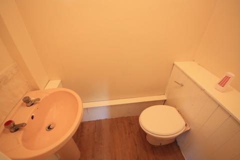 20 Bedford Road, Kidsgrove, Stoke-on-trent, ST7 1HQ