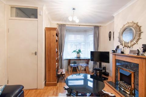 2 bedroom terraced house for sale - Worcester Road, Manor Park , London, E12
