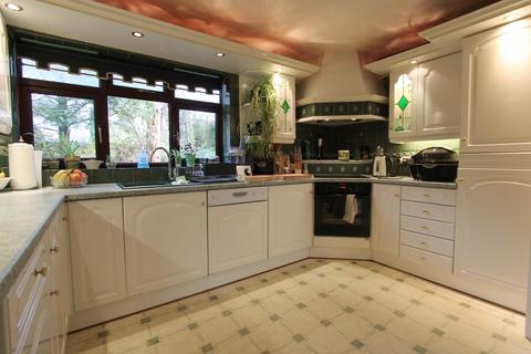 4 bedroom detached house for sale - The Beeches, Bolton, BL1
