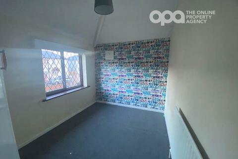 3 bedroom semi-detached house for sale - Waldron Avenue, Brierley Hill, DY5