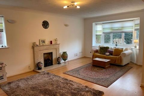 4 bedroom detached house to rent, Canons Way, Steyning