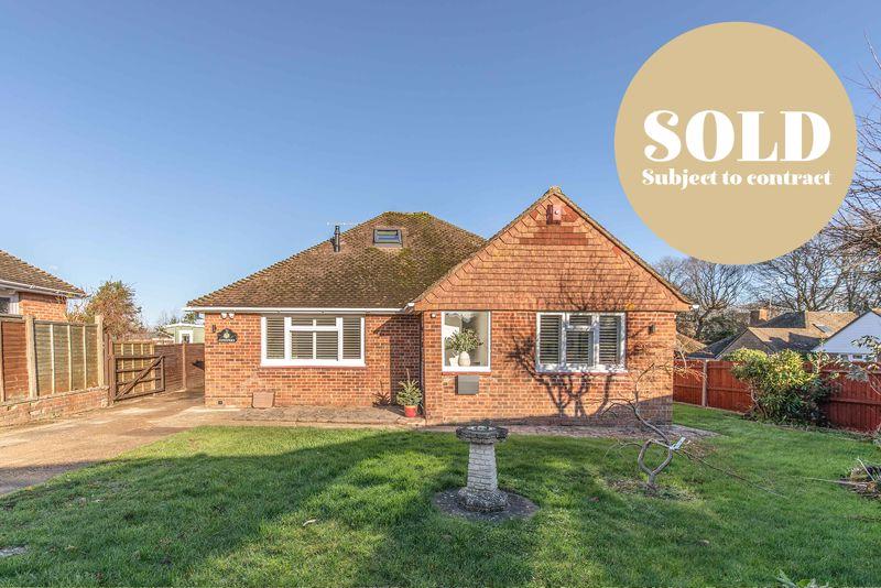 Fairfield Crescent, Hurstpierpoint 3 bed chalet £620,000