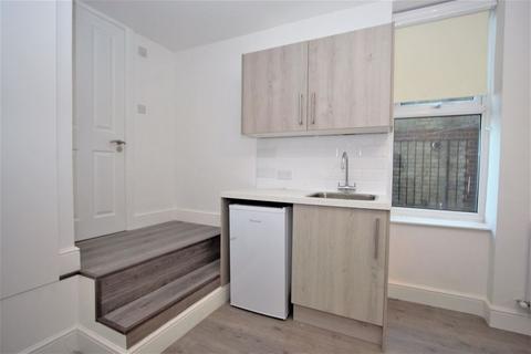 undefined, Regents Park Road, Finchley N3