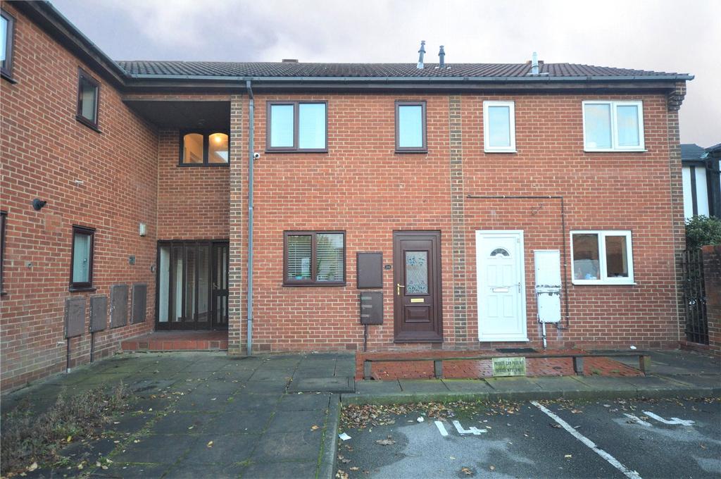 Barley Hill Lane, Garforth, Leeds... 2 bed terraced house £180,000