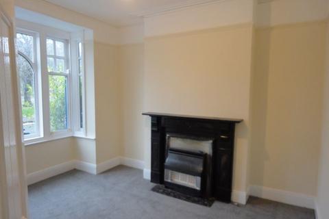 3 bedroom terraced house to rent, Bearwood Road, Smethwick