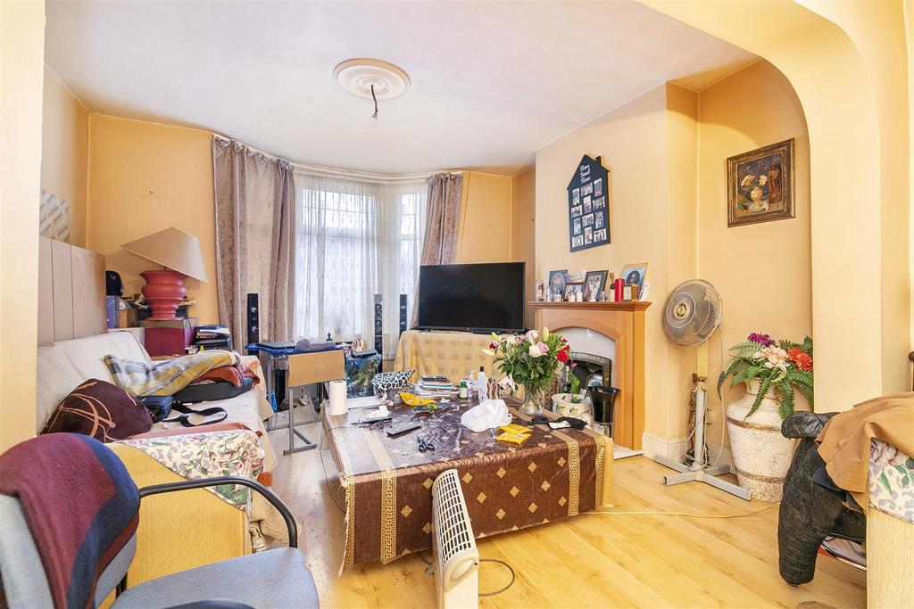 Chesterton Terrace, London 3 bed end of terrace house £500,000