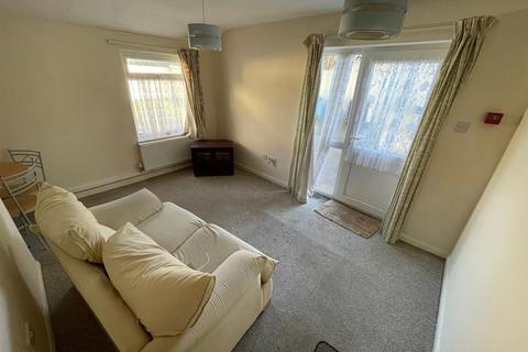 2 bedroom flat to rent - Peel Street, Spring Bank, Hull