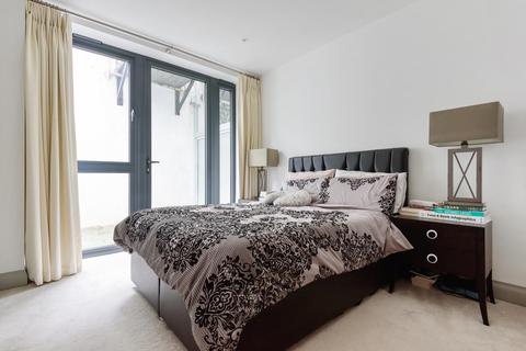 7 Indigo Square, Surbiton, KT6 5BG