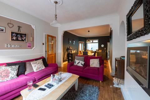 3 bedroom terraced house for sale - Lord Street, Silksworth, Sunderland