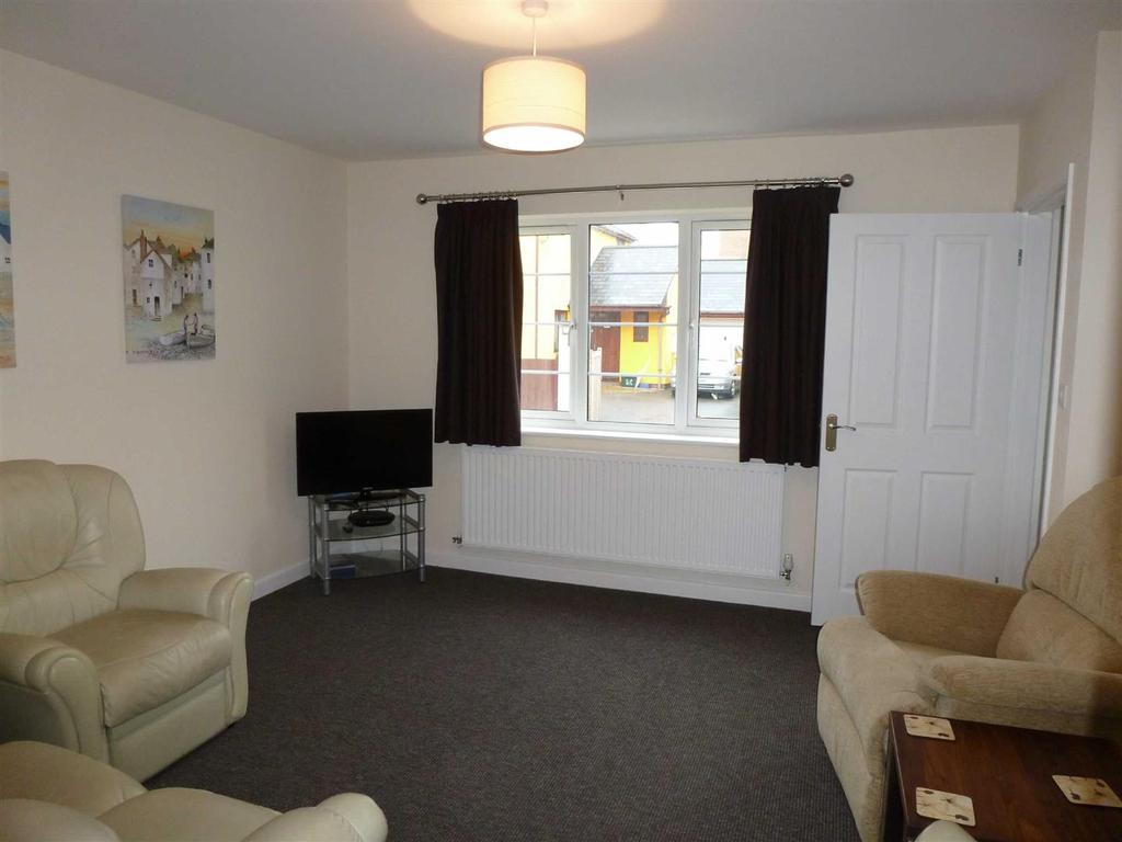 Clapper Lane, Honiton 3 bed terraced house £775 pcm (£179 pw)
