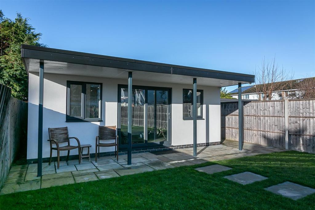 35 Royal Oak Lane Externals-9.jpg
