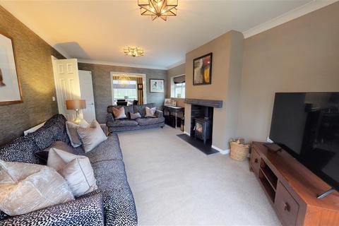 4 bedroom detached house for sale - Mulberry Way, Northowram, Halifax